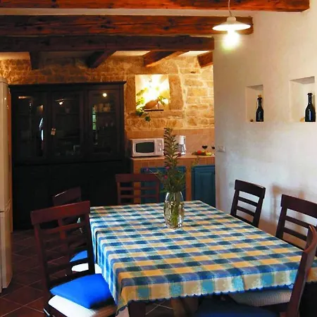 Morus By Guide Villa Svetvinčenat